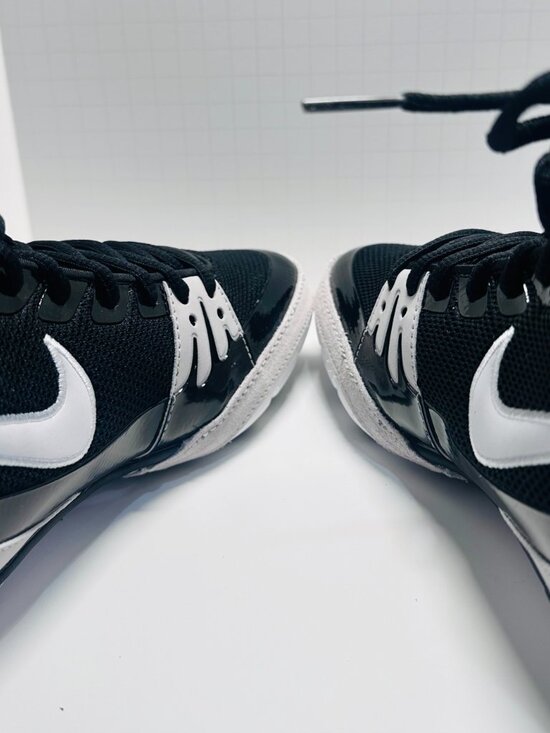 Nike Men’s Freek Wrestling shoes main image 5